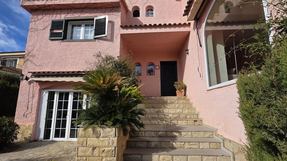 Property 2458 - Image 4